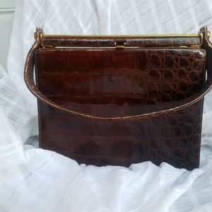 1950's VINTAGE Bellestone Alligator Skin Purse